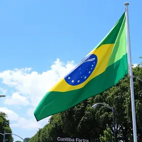 O que abre e fecha no feriado da independência e padroeira de Curitiba